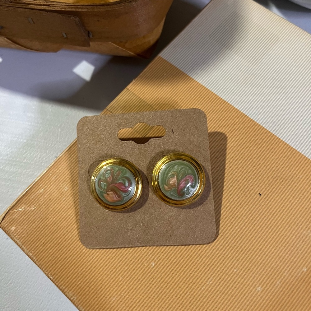 LOT of 3 Earrings, very pretty each their own